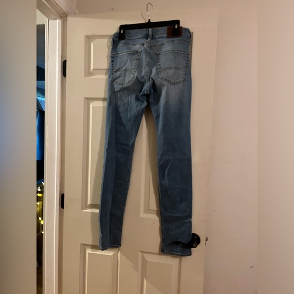 Men’s Hollister Jeans. 32/32 - Picture 2 of 3